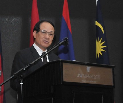 #ASEAN SG stressed role of women to prevent violent extremism at ASEAN-#UN Regional Dialogue. bit.ly/2BS6LvX