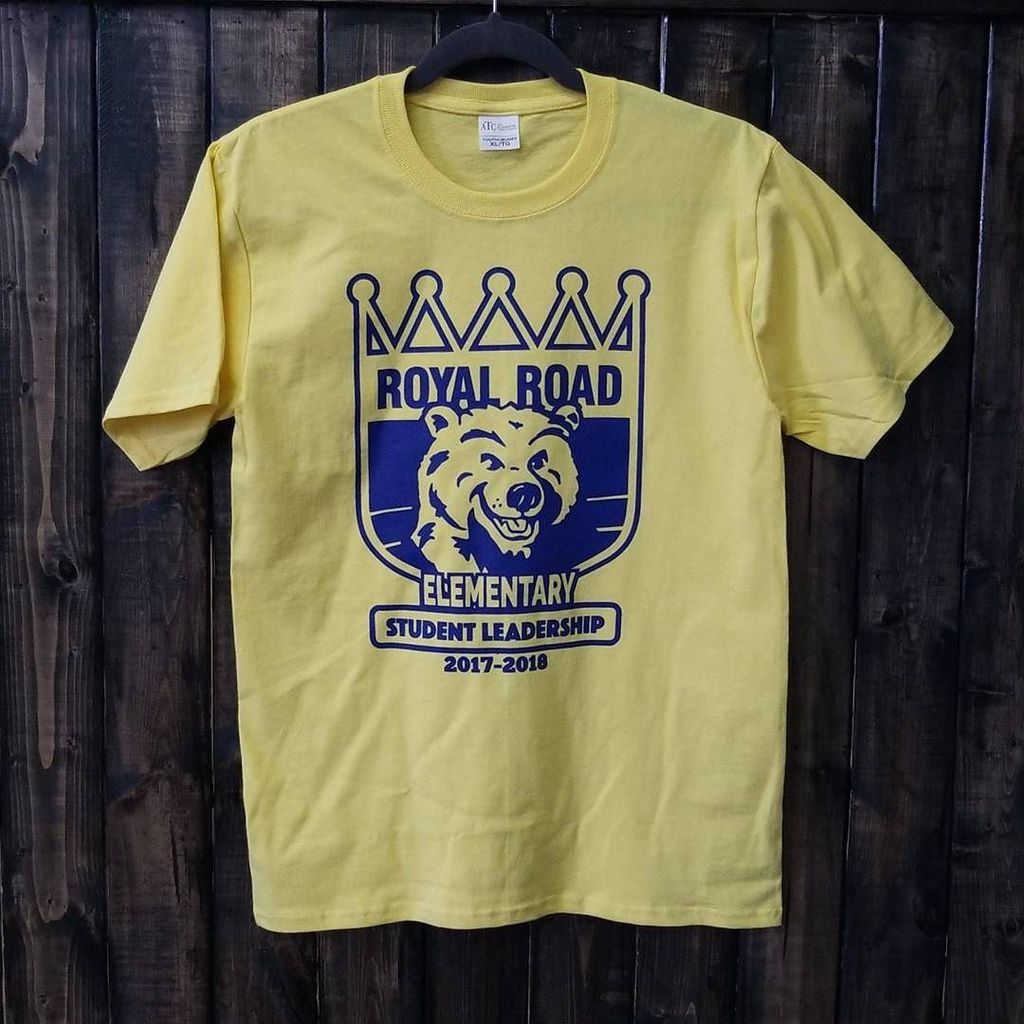 ink_monkeys's tweet photo. On the press today: #tshirts for #royalroadelementaryschool
#studentleadership #school #schoolorder #screenprint #screenprinting #printlife #fredericton #newbrunswick #northside https://t.co/bm2IFsXRu5 https://t.co/zmKgT1qjzv