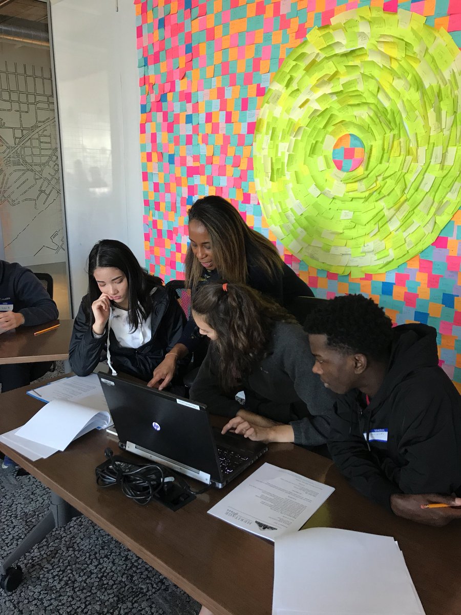 gonzalez_ozzie's tweet photo. PM Iris Boulware showing high school students the art of estimating.
@balfourbeatty #howardswright https://t.co/VSKbzqje3p