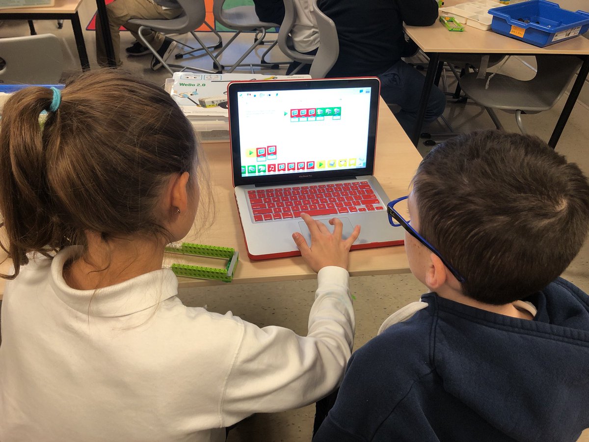 Huijing Wu (@eliot_robotics) on Twitter photo Grade 4 students at the Eliot <a href="/BostonSchools/">BostonPublicSchools</a> programming our robots to move using WeDo 2.0. #bpshoc #csedweek #hourofcode Grade 4 students at the Eliot <a href="/BostonSchools/">BostonPublicSchools</a> programming our robots to move using WeDo 2.0. #bpshoc #csedweek #hourofcode