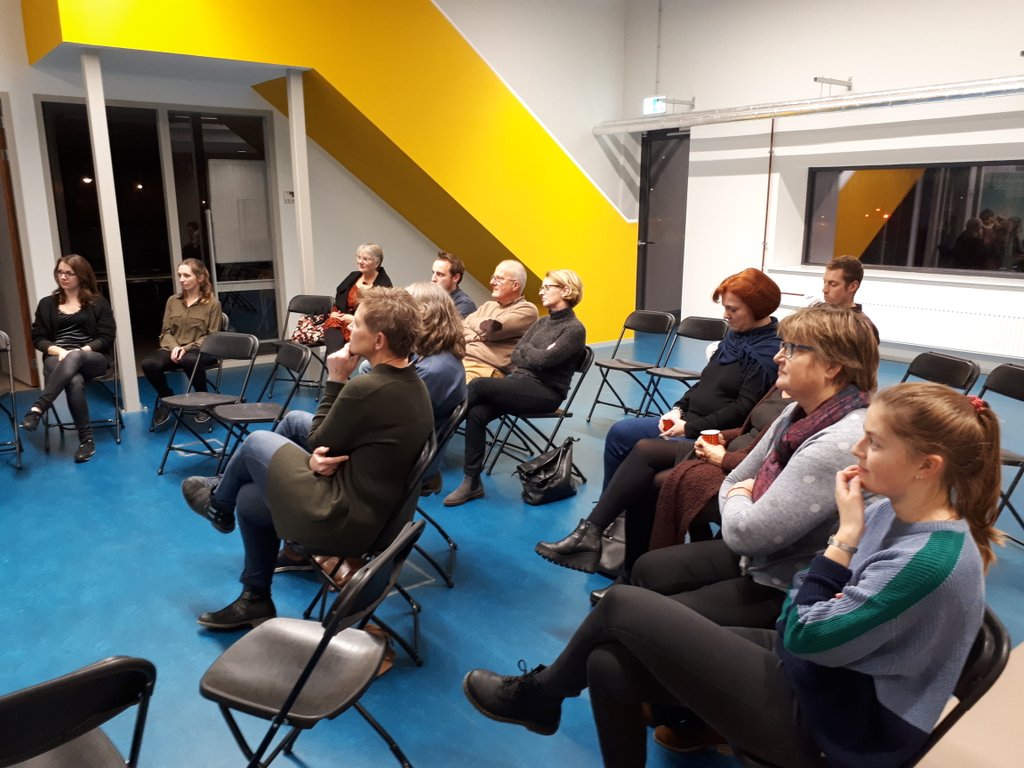 We zijn begonnen met de tweede #MeetUp040 op <a href="/vakcollegeeindh/">vakcollegeeindhoven</a>