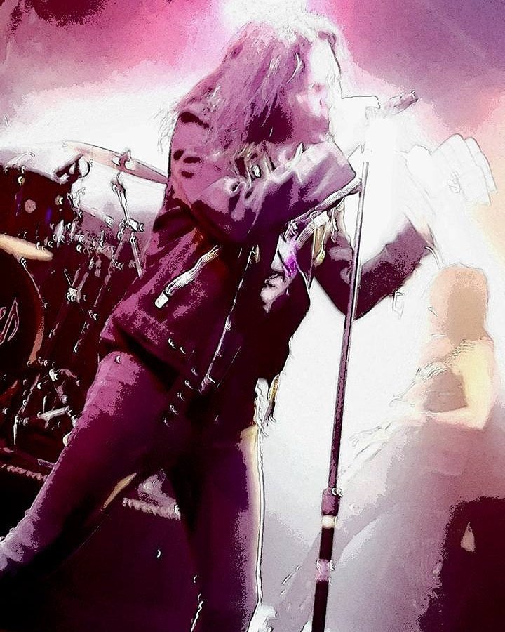 jizzypearl13's tweet photo. Hey Look--Jizzy LH plays the Whisky a Go-Go Friday June 22, 2018 And Vamp'd Vegas Saturday June 23rd 2018  Details to come.....mark your calendars!!! #jizzypearl #lovehate #livemusic #whiskygogo #vampdvegassrockbar

Photo credit @ginwoodard https://t.co/yzKhPhsYvx