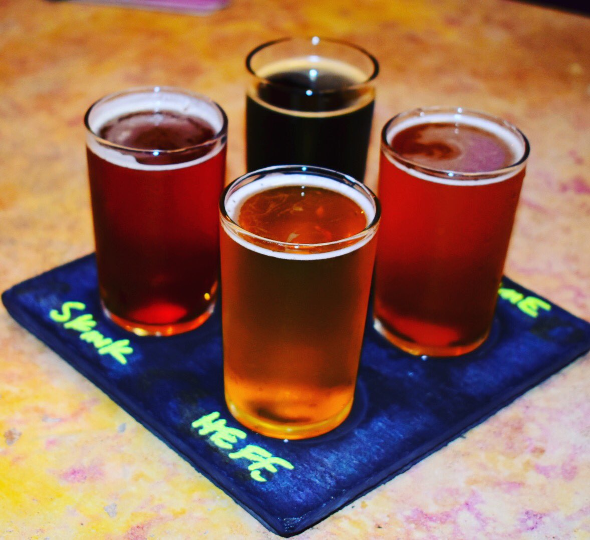 BackpackSocial's tweet photo. Share https://t.co/rTpdzrUxWM with a friend this Holiday Season. And also visit @DeadLizardBrew bc they have tasty beer 🍻 https://t.co/6A6GlaHyPT