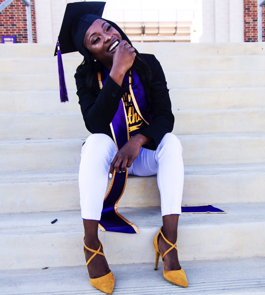 LightShotIt's tweet image. Grad pics #pvamu17