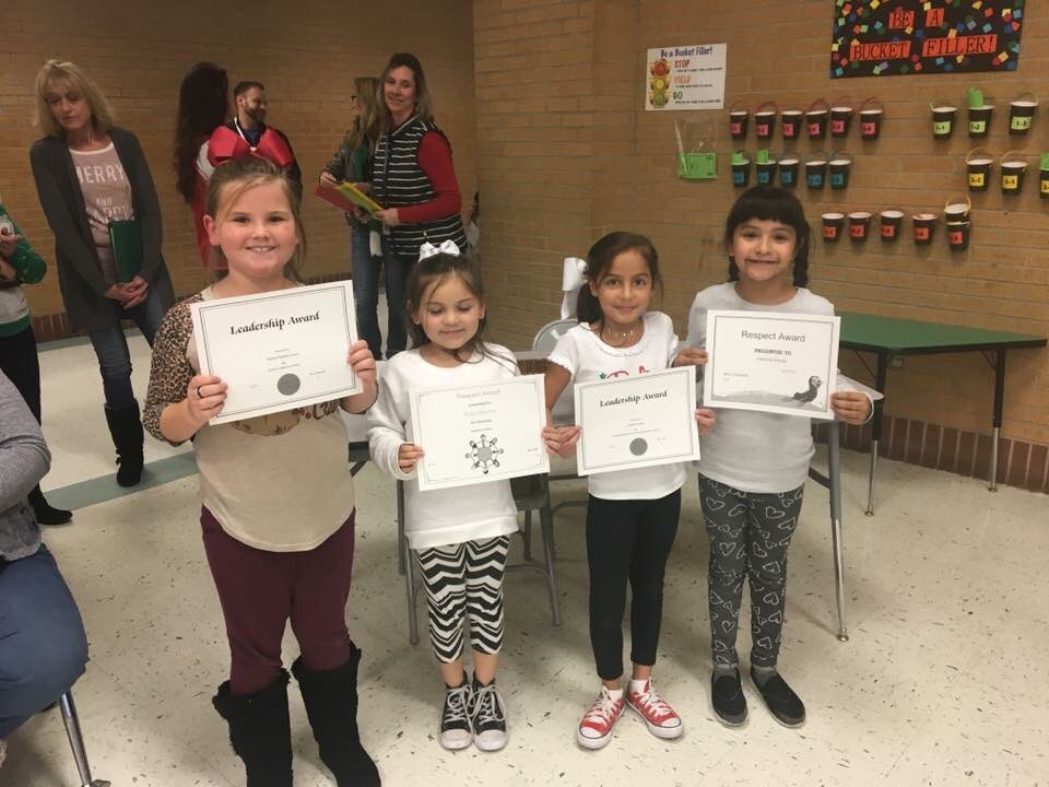 CrossTimbersEl's tweet photo. Awards Assembly day!!  Our students did an amazing job during the 2nd six weeks of school, so today we celebrated their hard work!  #azleISDway #respectful #charactercounts https://t.co/wDcrcL6FOY