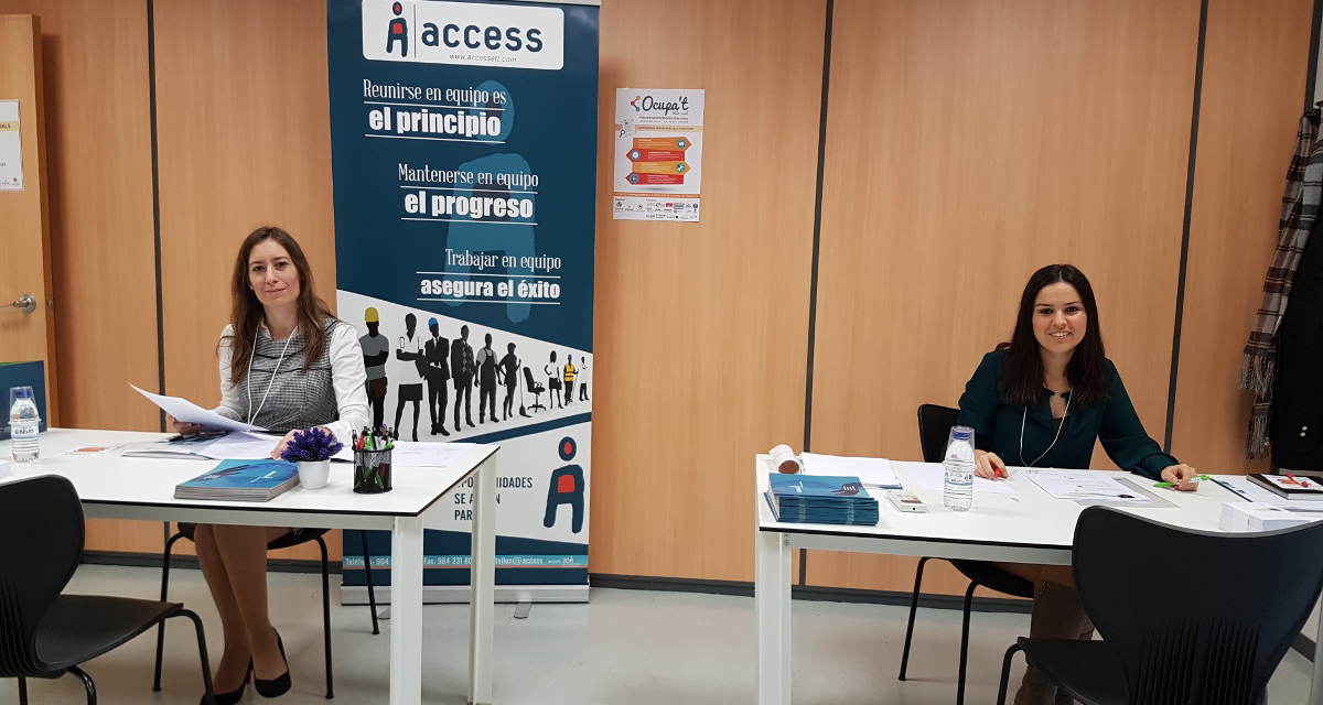 Access_Talento's tweet photo. Aquí os dejamos nuestra última entrada en el blog sobre nuestra presencia en el I Foro del #Empleo organizado por @ForumOCUPAT #trabajo #RRHH #entrevistalaboral https://t.co/0UsGlkDGTY https://t.co/gI9FaY3tfW