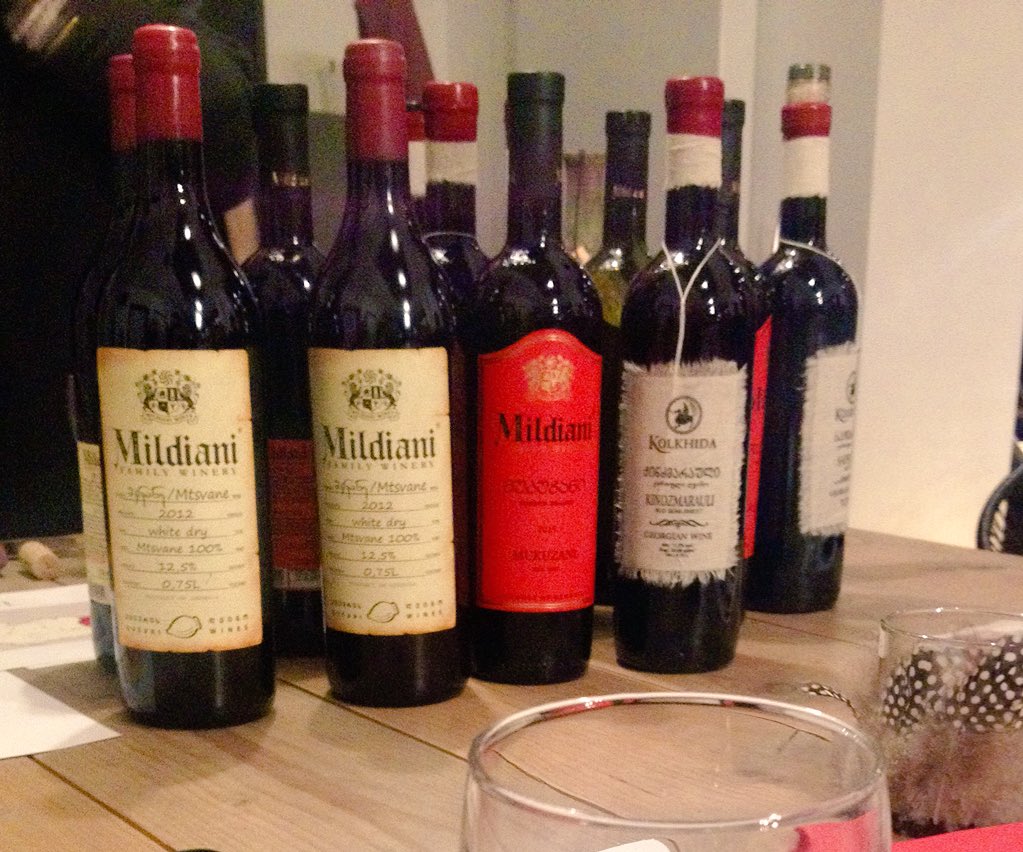 NanBarbakadze's tweet photo. #georgianwine tasting evening in the town of #tervuren #belgium with #mildiani #mildianiwine. #Georgia #wine https://t.co/GopKkmRtbb