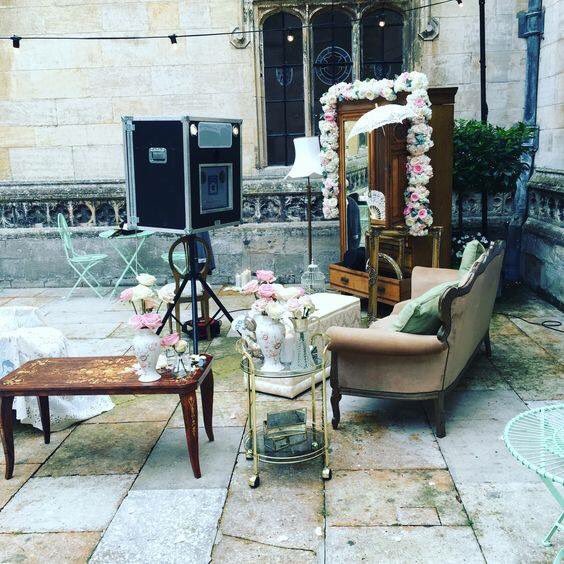 Sussex based #photobooth #vintagephotobooth covering #London and South East #EBHour <a href="/EastbourneHour/">#EBhour</a>