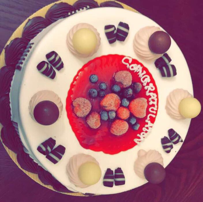 209_3's tweet photo. الحمدلله الذي بفضله تتم الصالحات 👩🏻‍🎓💜 https://t.co/FERB9BYVCz