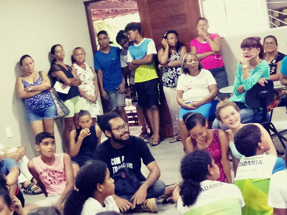 casapequenodavi's tweet photo. A @casapequenodavi reinaugurou a Biblioteca Jaime do Boer: entre contação e sorrisos das crianças e demais convidad@s.
#leitura #biblioteca #prazeremler https://t.co/QcNYvZwF78