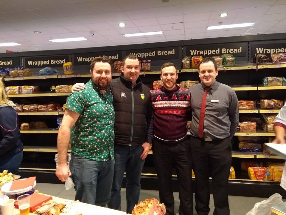 evelynmcmkting's tweet photo. Well done to Charlie and all the team in @SuperValuIRL #Ballybofey #Chirstmas @YMegahey @McElhinneys @TheEnterpriseCe @DonegalHour @DonegalWB @LoguePaul @Sandradevenney2 @Ballybofey_SV https://t.co/tq6bXRjUWw
