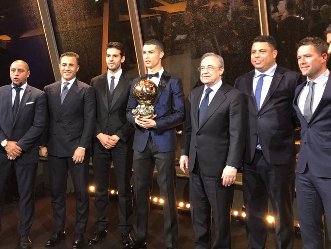 View image on Twitter