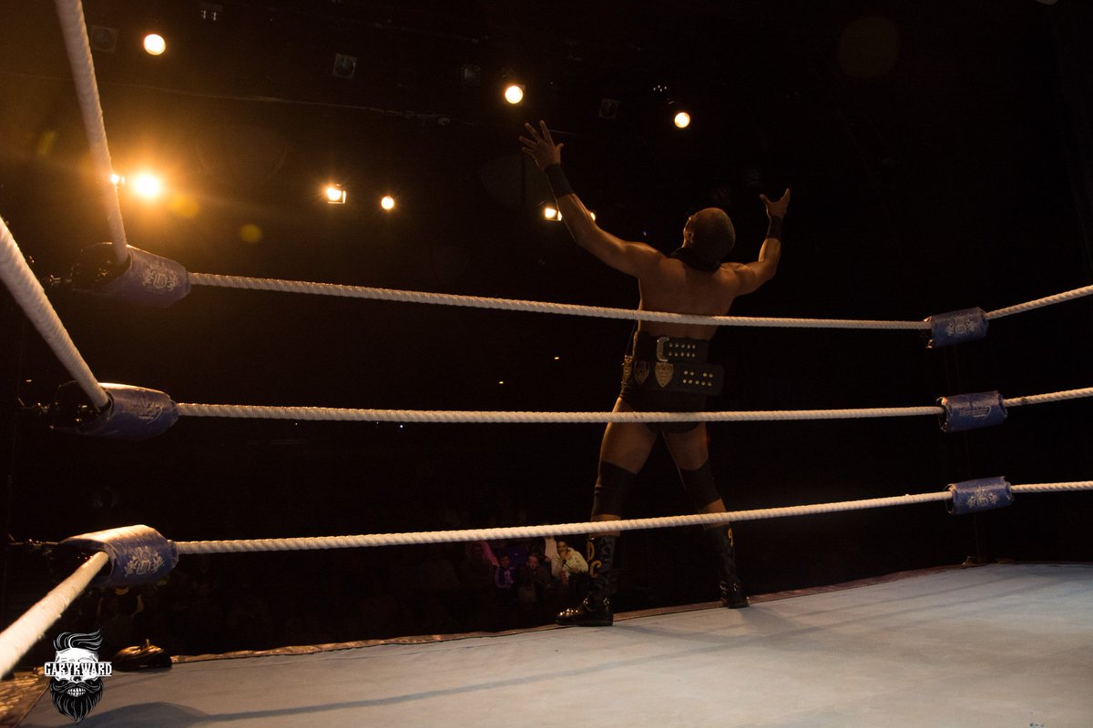 MrDariusCarter's tweet photo. ATTENTION: With three weeks left in 2017, I still have DATES OPEN to be a part of your show! Already have some debuts set for next year, but that's 2018; #BookDC &amp; bring #change to your promotion! Accepting @Tier1Wrestling #WorldTitle Defenses also!
[📷] @GaryRWard, @MoonsaultsYo https://t.co/NERY0ycNnw