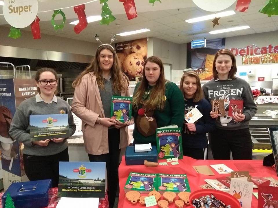 evelynmcmkting's tweet photo. .@tyyearireland students from #StColumbascollege #Stranorlar #Donegal in @Ballybofey_SV selling from their mini companies @Frecklestheelf @DonegalHour @GallinaghKaren @donegalmammy @McElhinneys @TheEnterpriseCe https://t.co/xSUB4T1NlH