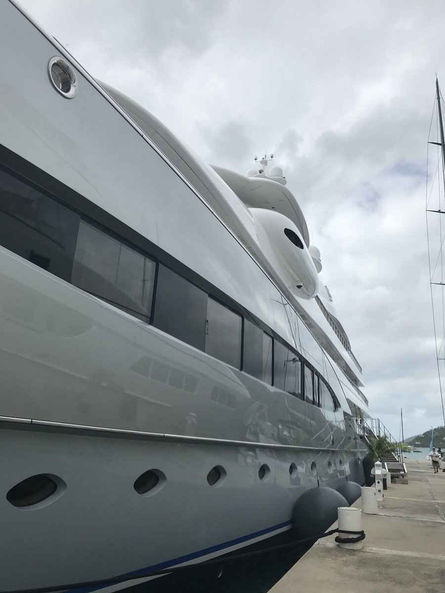 LiamDobbinWH's tweet photo. Great day seeing #superyacht #yacht crew @wilson_halligan #bitcloudy #AntiguaYachtShow https://t.co/1nrMYgAjzB