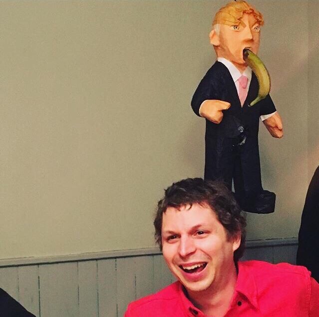 michaelcereal's tweet photo. michael cera making fun of donald trump https://t.co/iZ4GZxjSIl