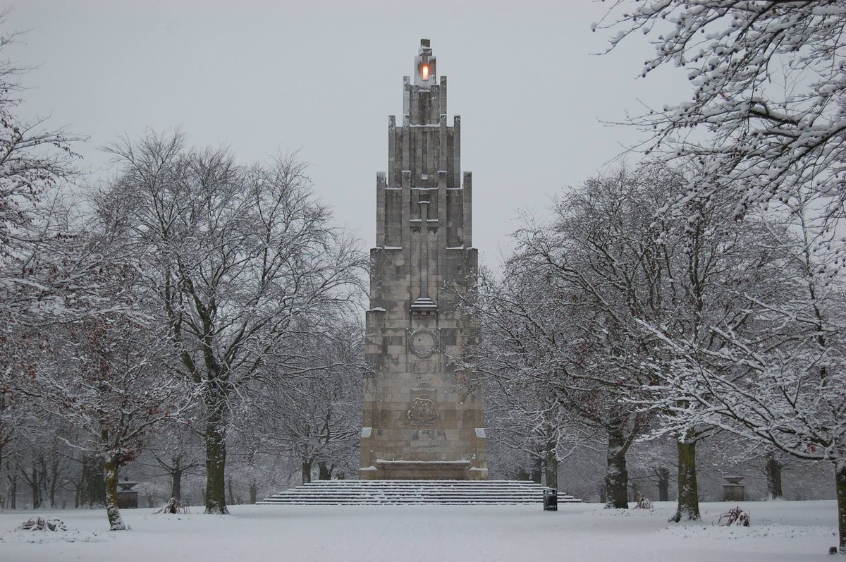 FieldsInTrust's tweet photo. Coventry, this evening named #CityofCulture2021, is home to War Memorial Park where the #CentenaryFields programme was launched by our President, HRH The Duke of Cambridge, in 2014: https://t.co/48czI7KLTE https://t.co/wXjprDr88U