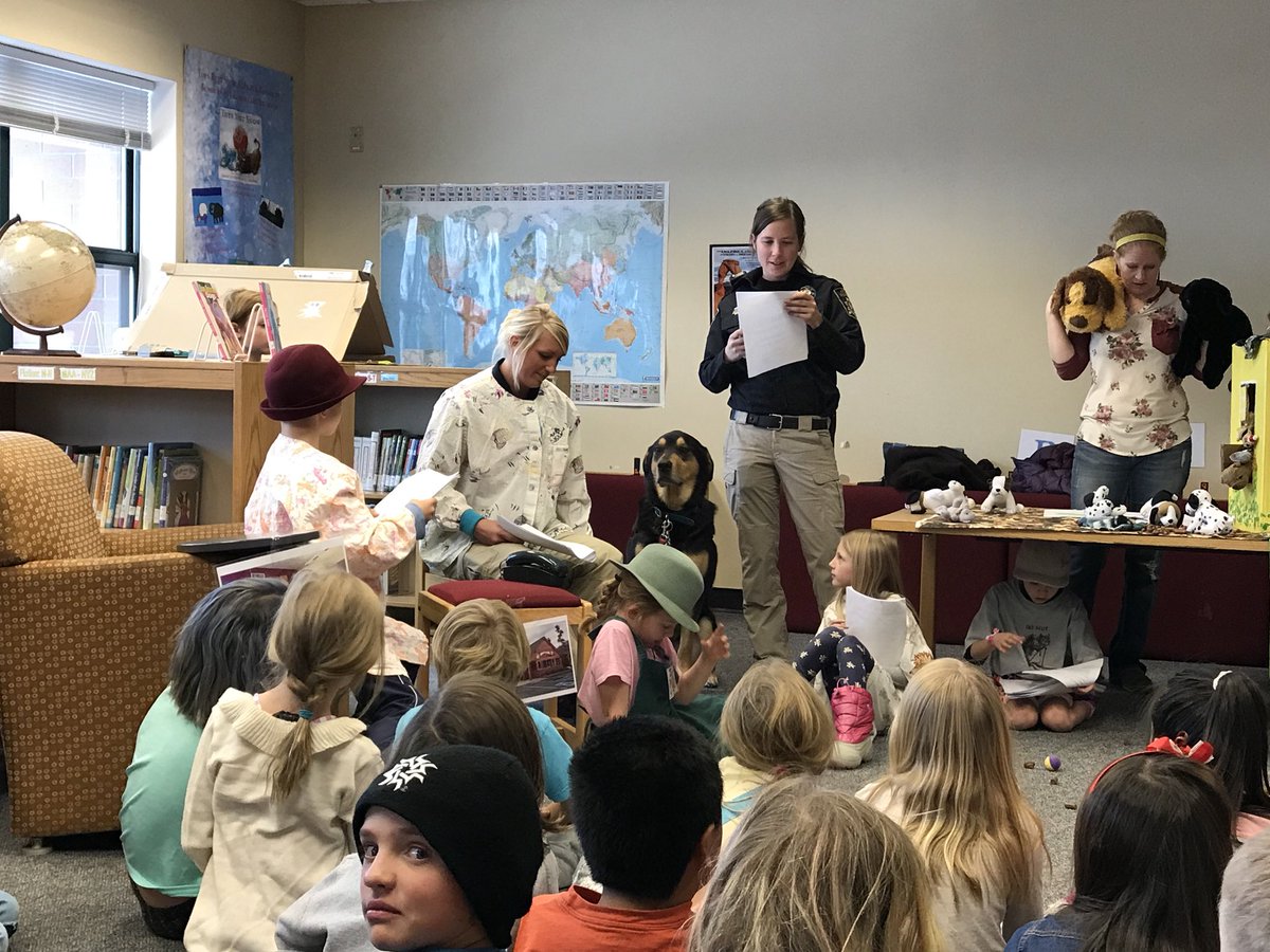 MrsLatekK's tweet photo. The humane society put on a play about being responsible dog owners! #scoveel #ssdedu #lateklearners #petpopulation https://t.co/Pae1erPMp0