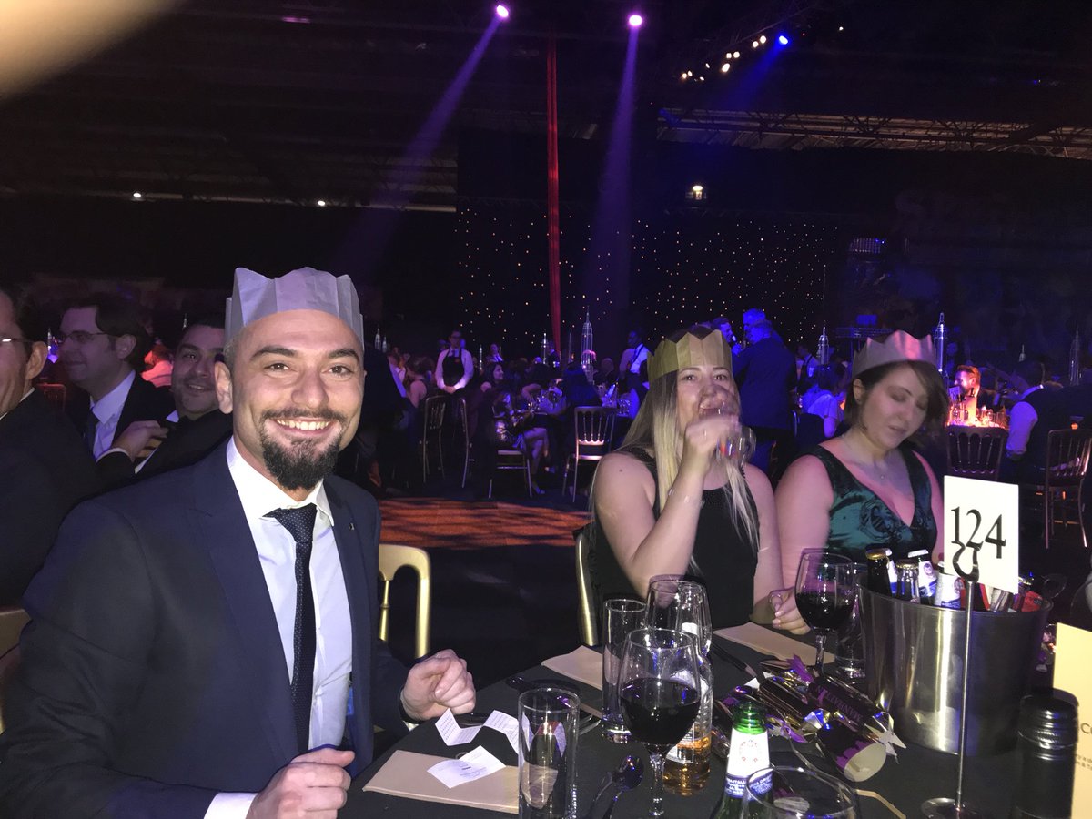 Typhoon32807494's tweet image. #necxmas #table124