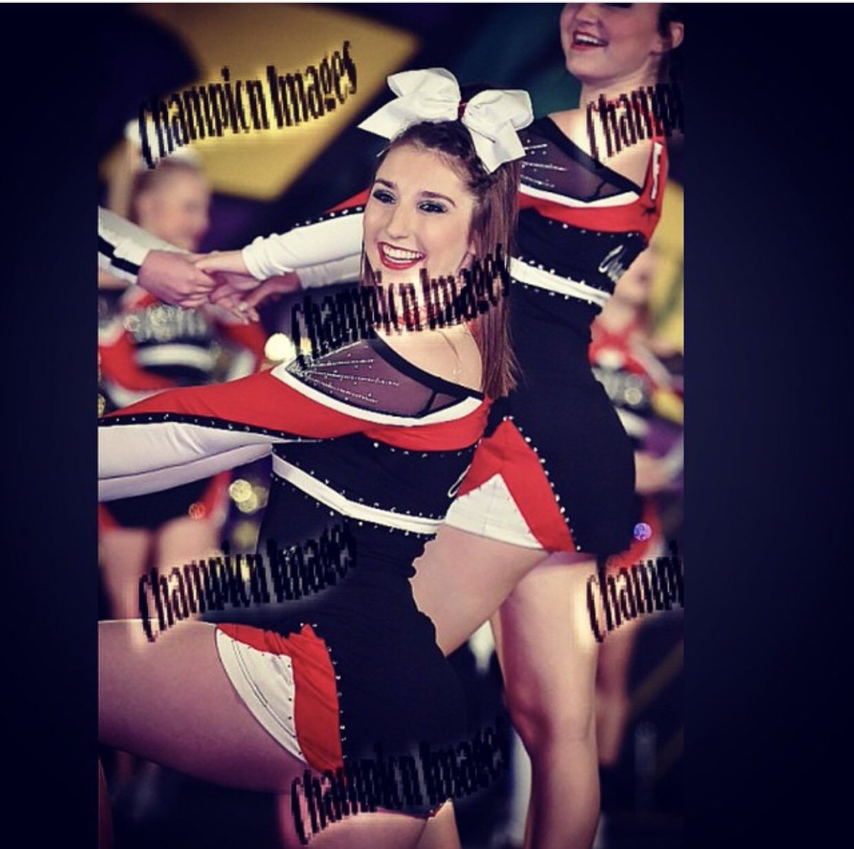 Destinykay22's tweet photo. Wow I miss this😭 #nfif #takemebackto2014 https://t.co/CF4PDCZfUl