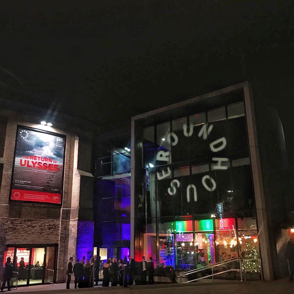 LondONtheinside's tweet photo. At one of the most iconic venues in London, tonight we join #ibislates for a special night of emerging artists. ✌️@ibishotelsuk https://t.co/eaLI2a8HS8