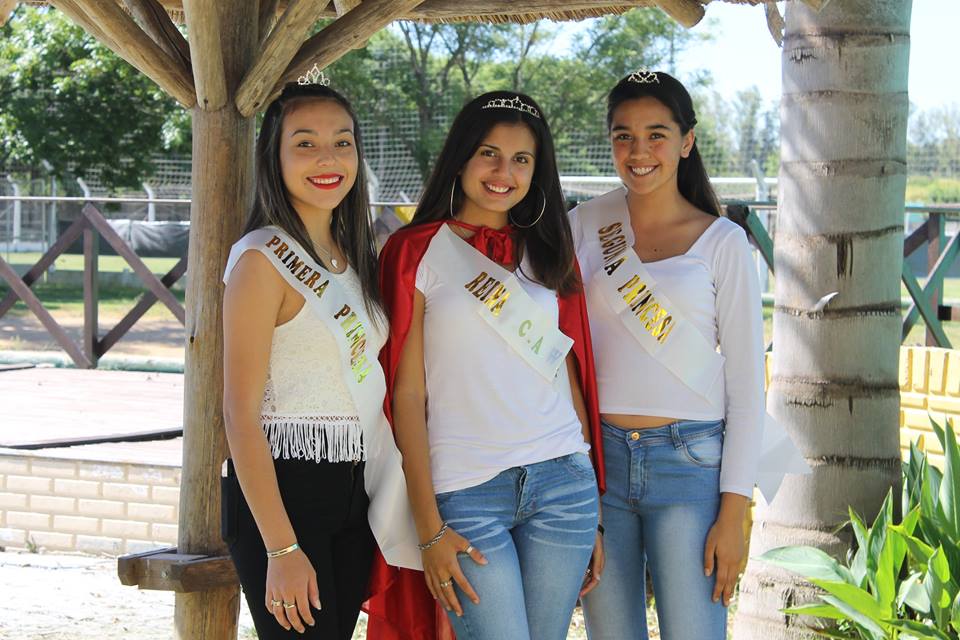WilliamsKemmis's tweet photo. 🖤💚Fiesta del deporte 🖤💚
✨👑Elección de reina y princesas 2018✨👑 
⭐8 de diciembre
⭐21:00 hs
⭐Instalaciones del club https://t.co/93XWTxnPb5