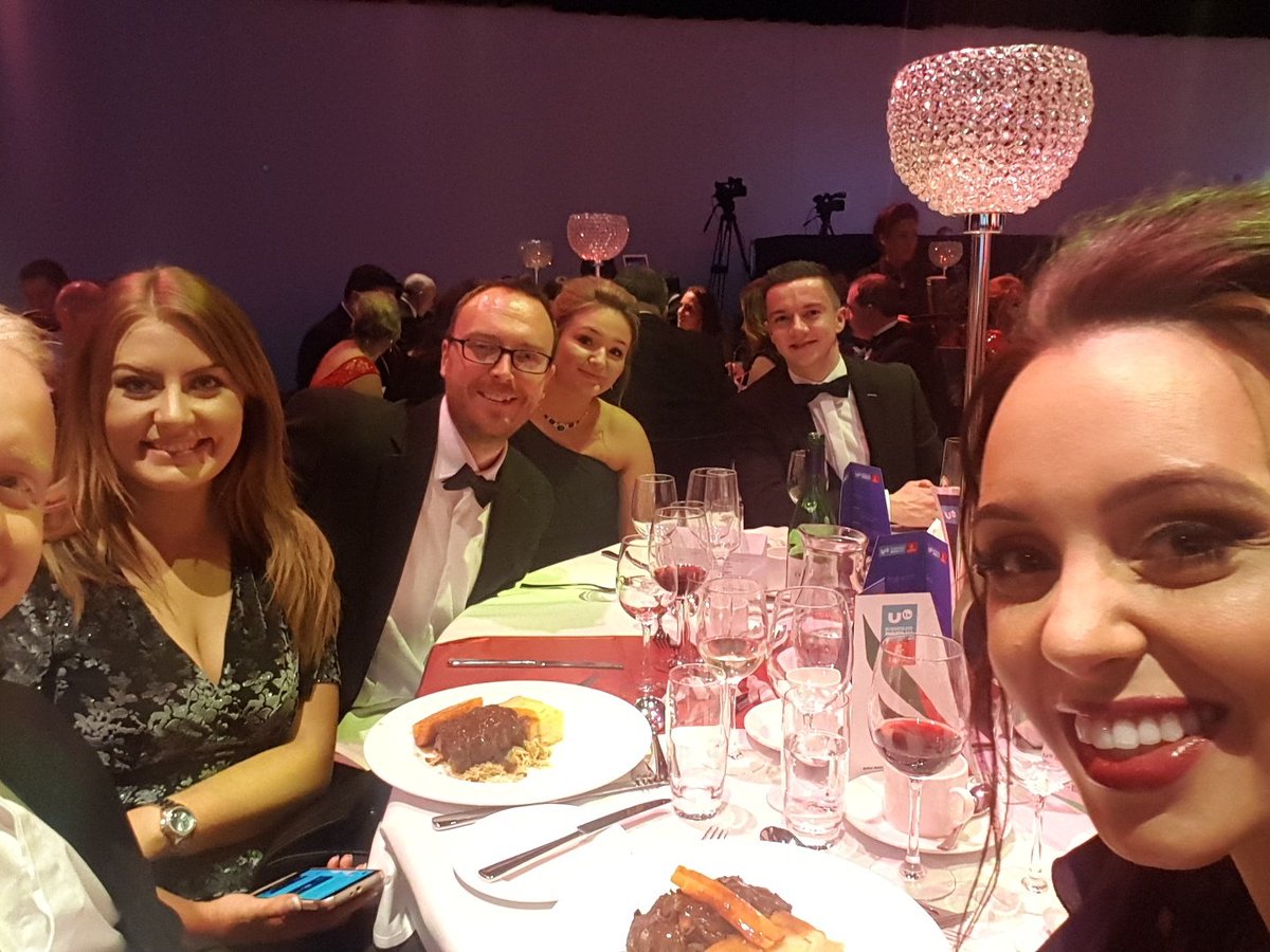 sammcck's tweet photo. Having a great evening at the UTV Business Eye Awards #FinTrU #utvbe2017 https://t.co/Ql3g8XJiEU
