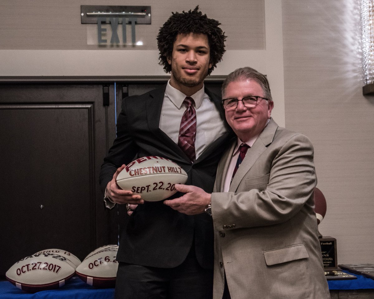 PennSprintFB's tweet photo. The CSFL South Division Champs were honored at last weekend's year-end banquet!

Read up on this season's award winners and the announcement of the 2018 captains:

➡️https://t.co/H85A8riaHV https://t.co/mJlWKY5xco