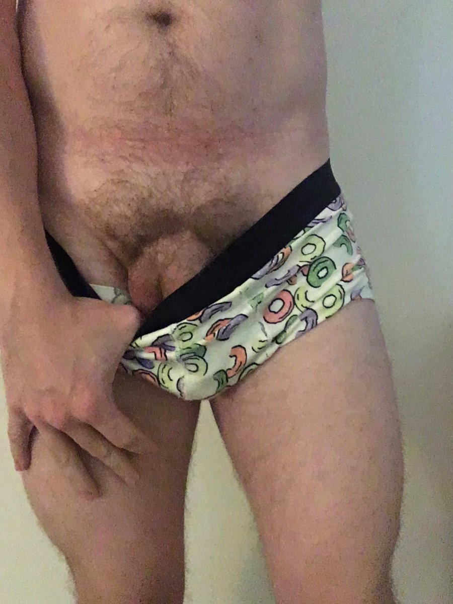 exhibitionist85's tweet photo. As promised, a bit more revealing after final 2/3...RT's turn me on... help me out everyone! ;-) #dick #horny #underwear #nude #cock #shouldishave@Miguelmor26 @P3189 @KramMolam @MikeOxbiguk @itsBaconator @JungevomRhein @jaredsdirtyside @CutCocks @BigDickSociety2 @Benude https://t.co/Q7ua6d6AiV
