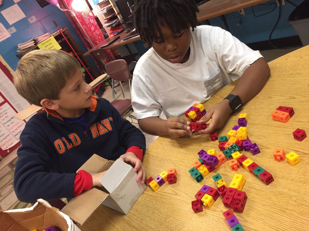 KosyUpper's tweet photo. Any excuse to play with blocks... What's the Volume??? https://t.co/QPO2He50WQ