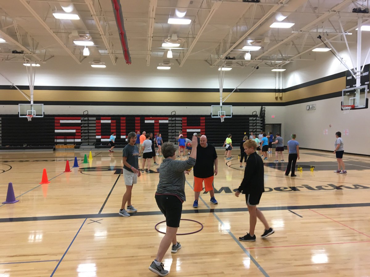 BrooklynDreamer's tweet photo. A highlight of my #OPEN2017 was to be able to visit & share with the SaaaaWheat members of @KAHPERD! They were ready to move, learn & share. Thank you @OPENPhysEd for sending me & to @baugha @vjworrell and the whole #kahperd leadership team for having me! You are fabulous!! https://t.co/VAnKt1OJDp