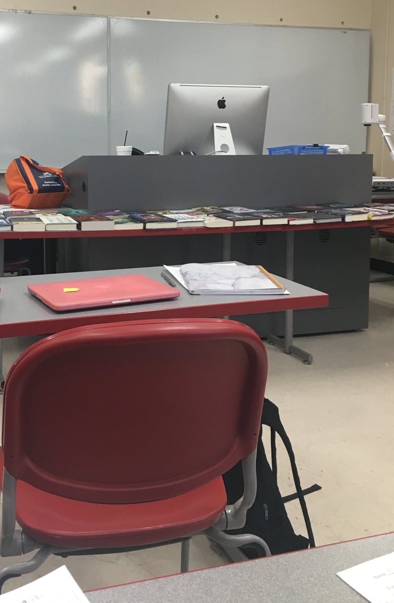 catchingfray's tweet photo. My professor @sbickmore55 brought goodies for us! π #bookish #coolestprofEVER https://t.co/TdPlrYlWlA
