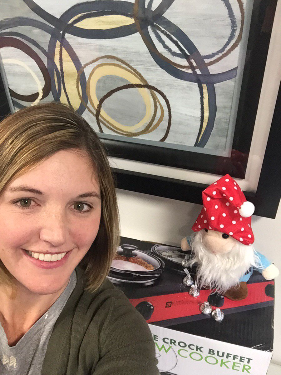 stacy_ireland's tweet photo. @CVMonroeEagles #monroerocks #sorryabouttheeye #imnotcontagious https://t.co/wwjDFHoZua