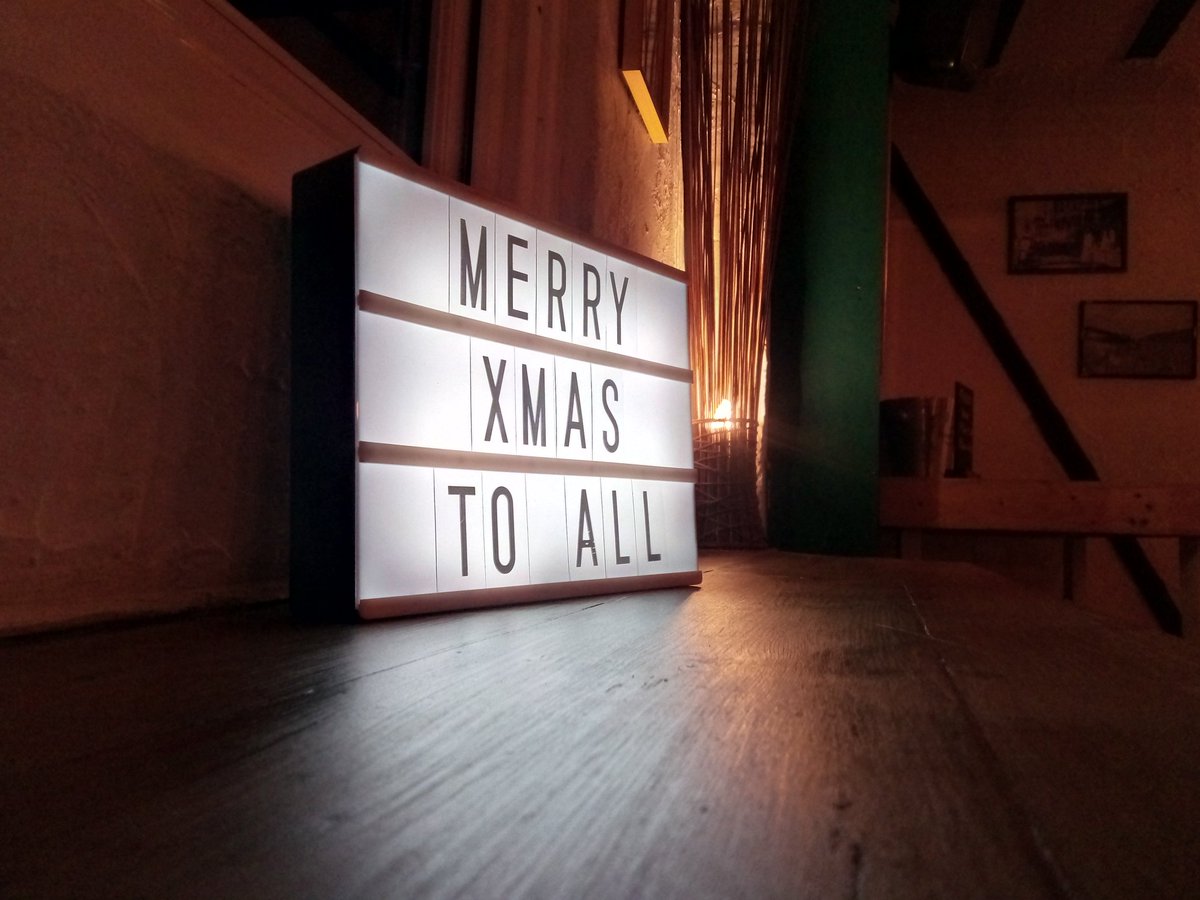 Zitas_Exeter's tweet photo. From all of us at Zita's we hope you're all having a fun build up to Christmas
#exeterchrismas #mulledwine #exeterdining https://t.co/wlz0HbvKox