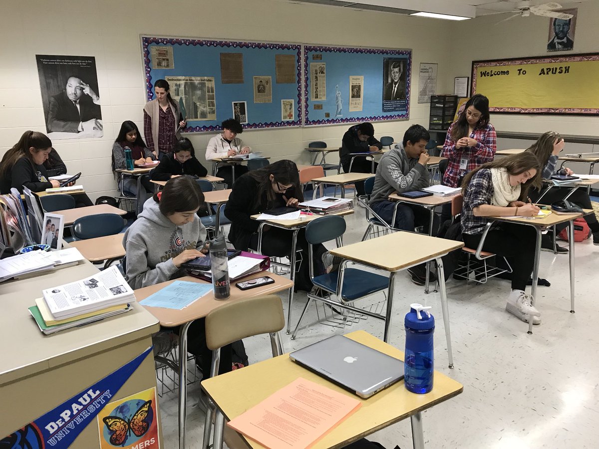 WHShistoryninja's tweet photo. APUSH students coming in after school to work on their writing skills for a 2nd consecutive day! @Wheeling_Cats https://t.co/CHRBOBhQ49