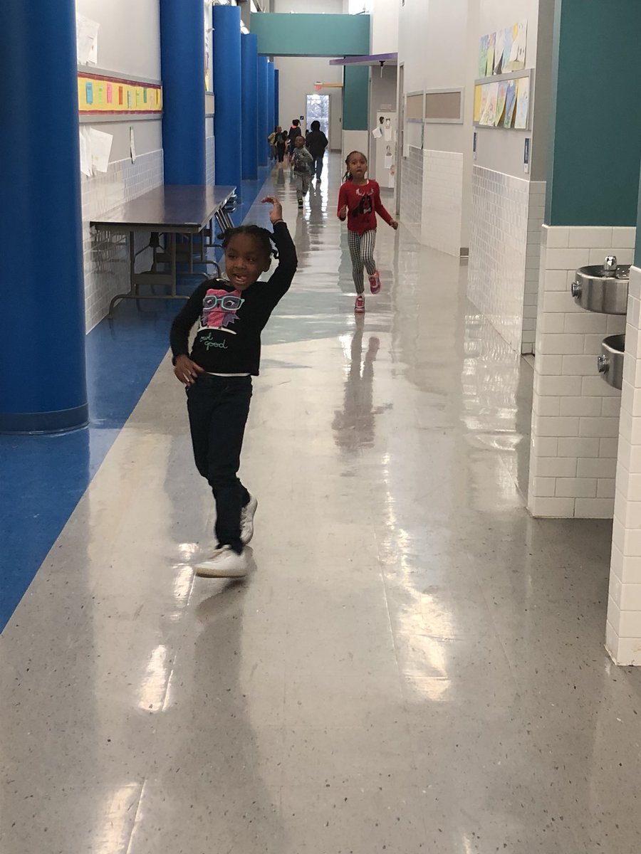 shariceEDU's tweet photo. Today, we're breaking all the rules and running in the halls! And, oh, what fun it is! #RRRM #BCJ https://t.co/DFobt4He6c