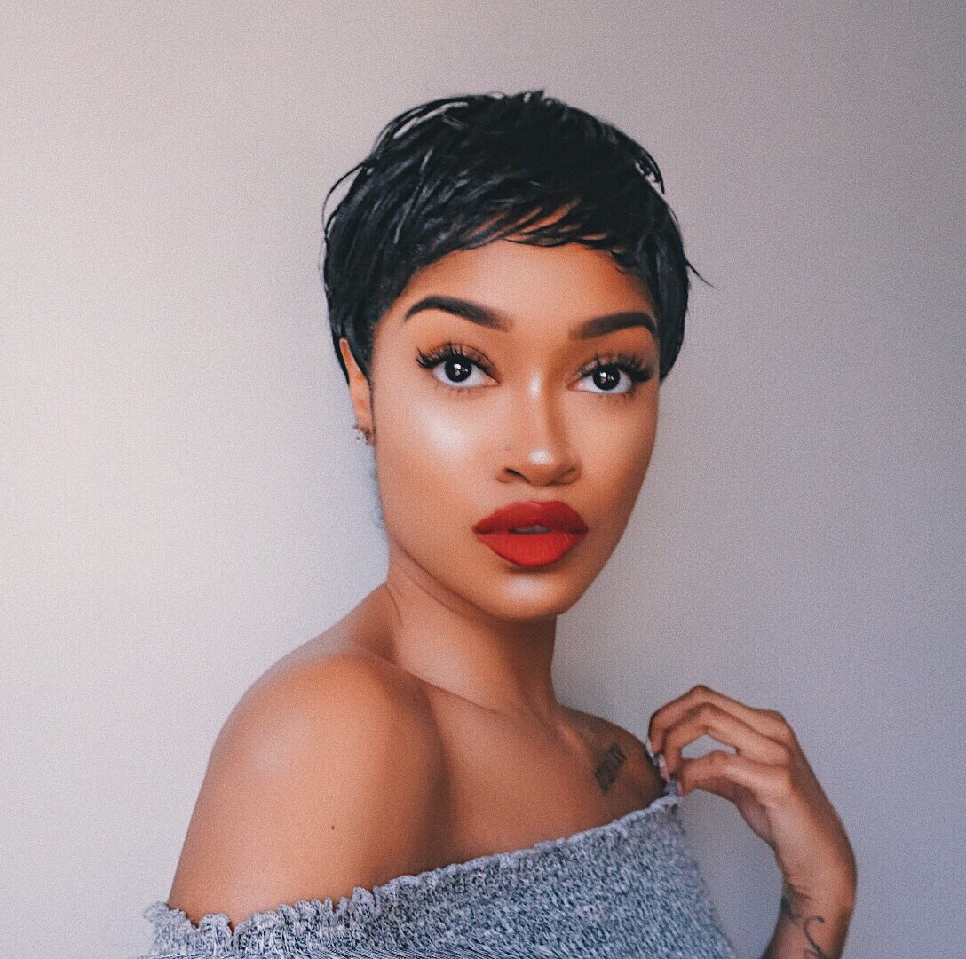 BriHallOfficial's tweet photo. Set it off fuh me https://t.co/OW0cfAqNI7