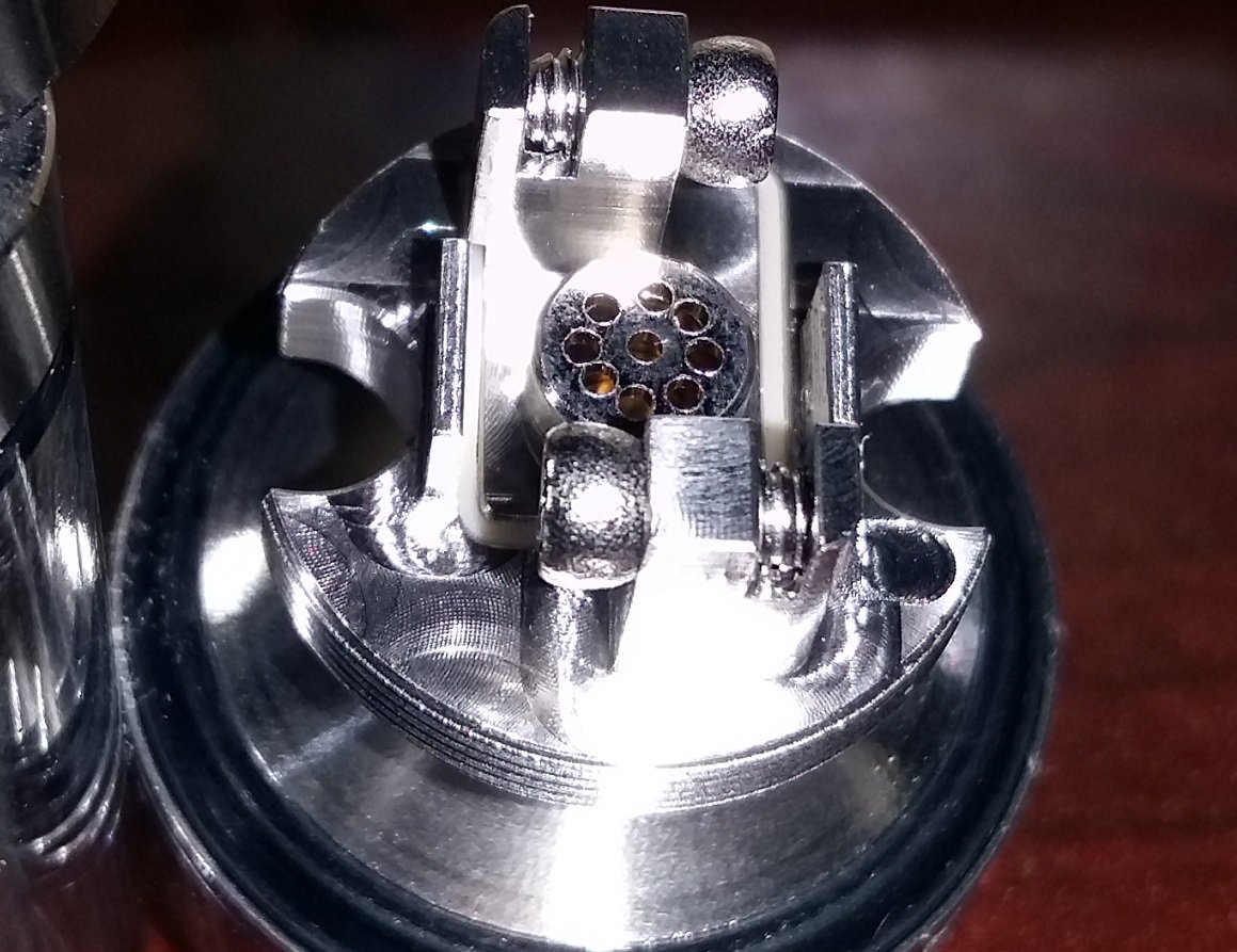 fakehater's tweet photo. YAY! #Vapemail!! So Far I'm very impressed. Beautiful Flavorful MTL pull w/multiple airflow options. NO Leaking around AFC (HUGE Pet Peeve). Simple to build on, easy to fill, extra bits. Worth Every Penny! I'm in LOVE #AresMTL @VapinGreek @pbusardo https://t.co/bbDvx0lBaV
