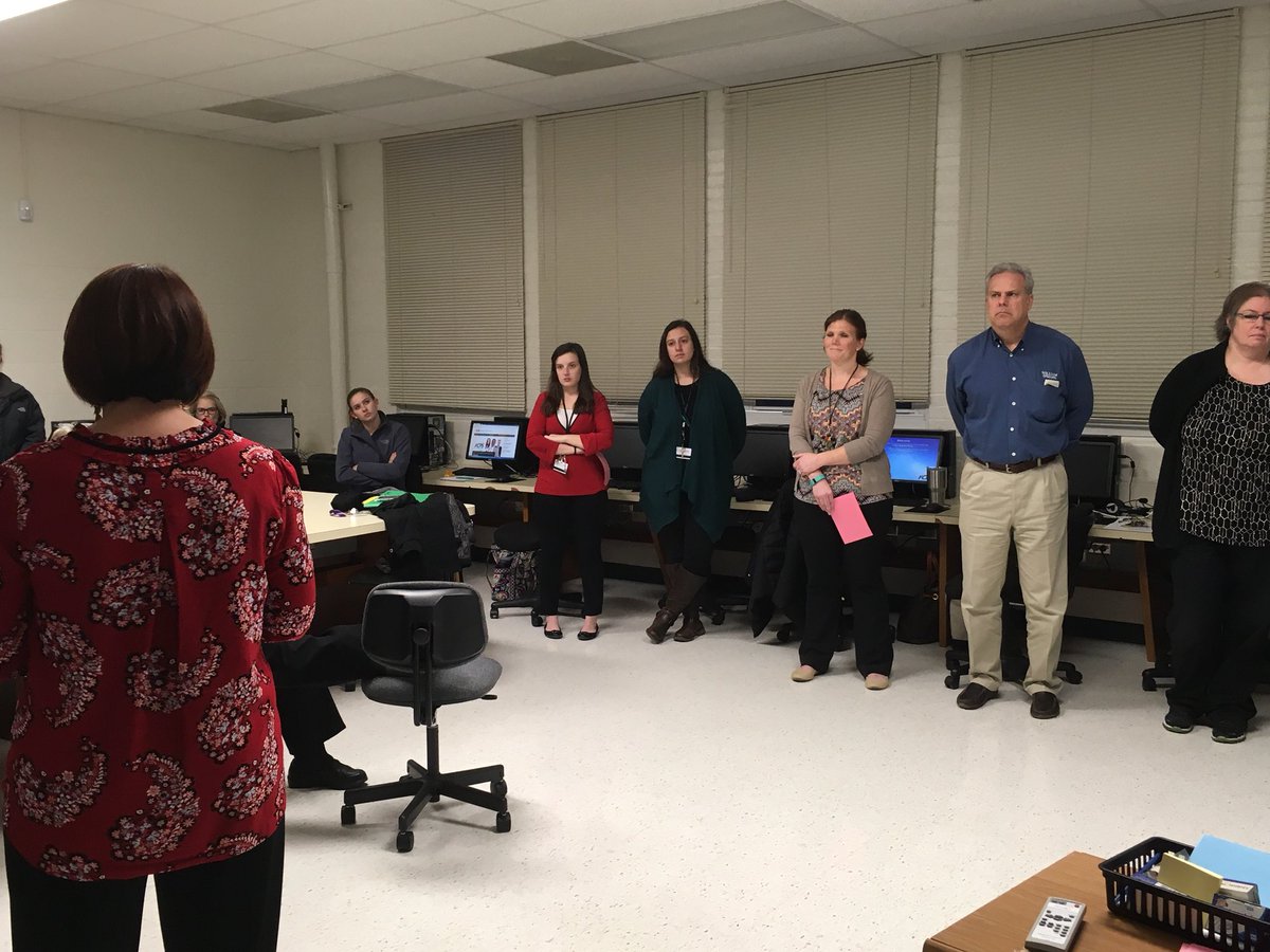 PYounkinsFCPS's tweet image. #fcpspl #fcpsmath Stacey Sisler models strategies with EIA Year 1 secondary math  teachers.