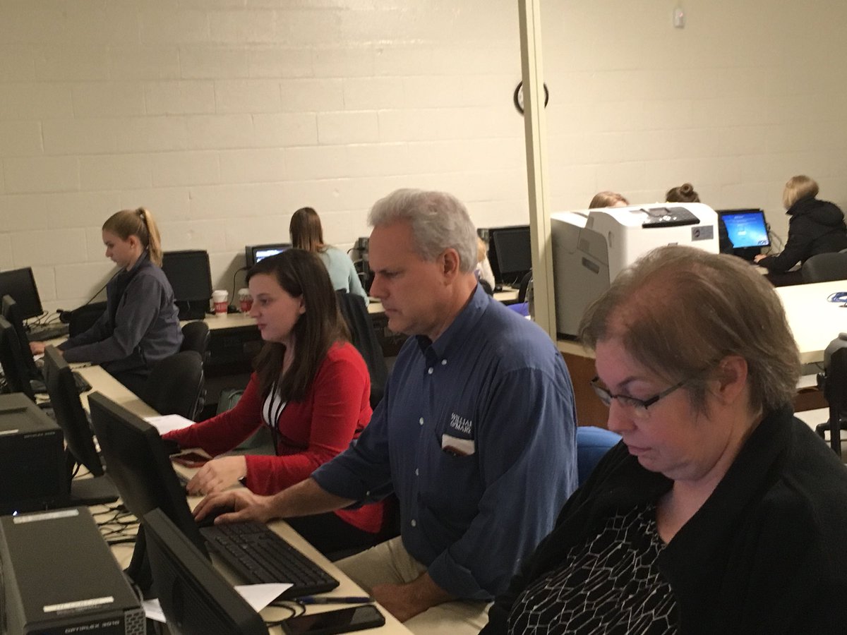 PYounkinsFCPS's tweet image. #fcpspl #fcpsmath Stacey Sisler models strategies with EIA Year 1 secondary math  teachers.