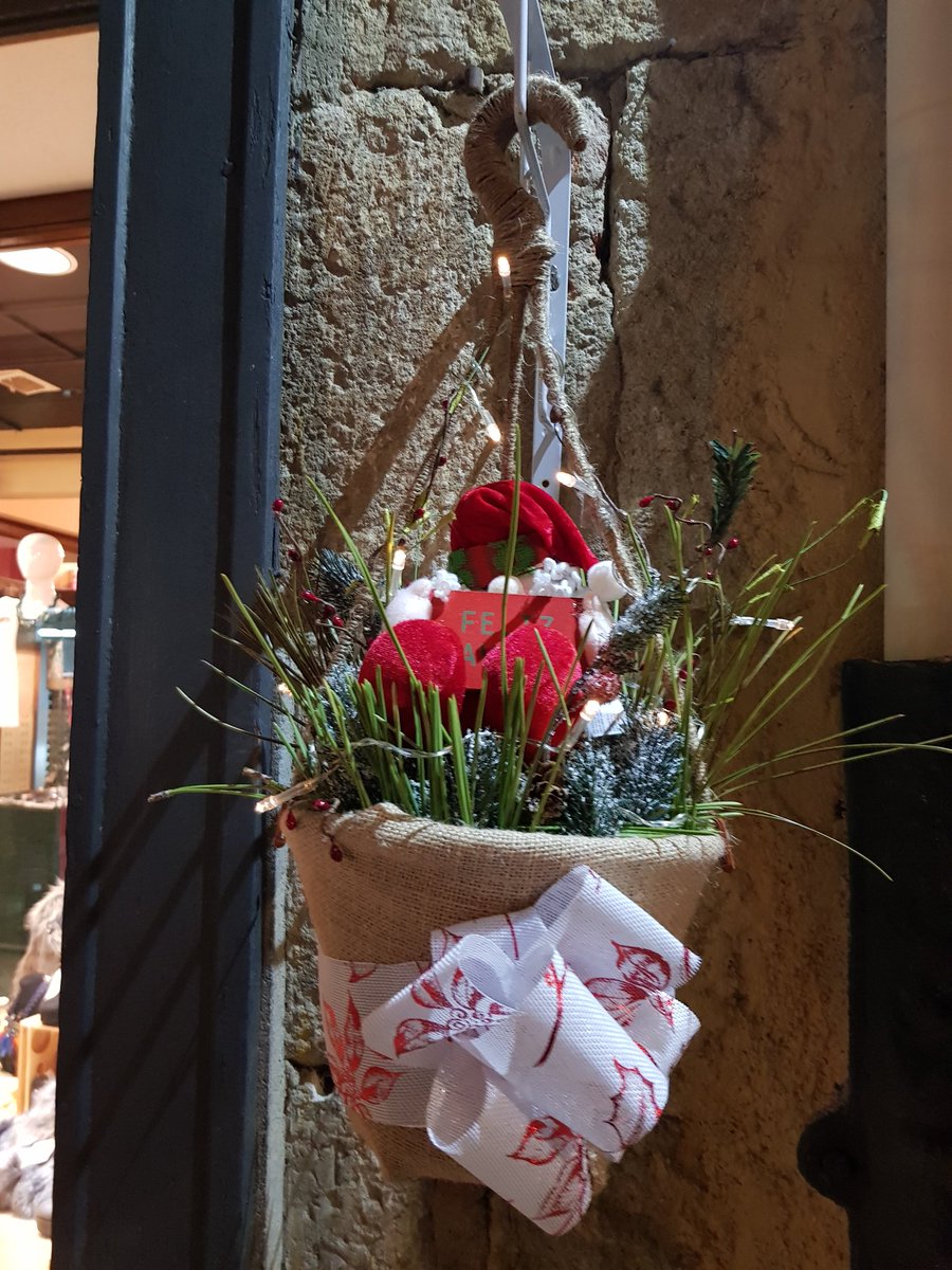 Detalles que la #Navidad ha traido a #CiudadRodrigo .
Vente a disfrutarlos este puente!!
#visitasguiadas #guidedtours #viveciudadrodrigo #cylesvida #visitSpain