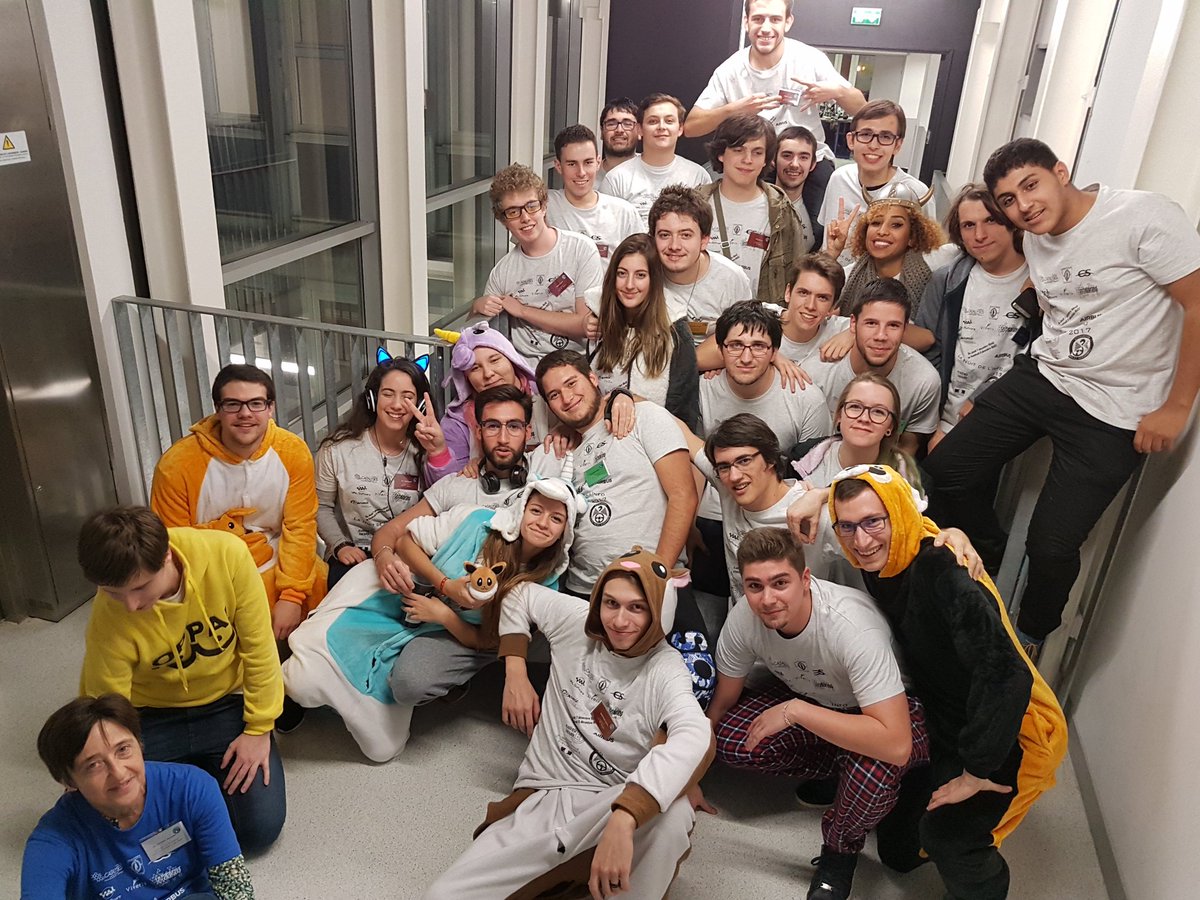 jmbruel's tweet photo. Fier de nos petits @iutblagnac #nuitinfo #ILoveMyJob https://t.co/UfDbwP69qb