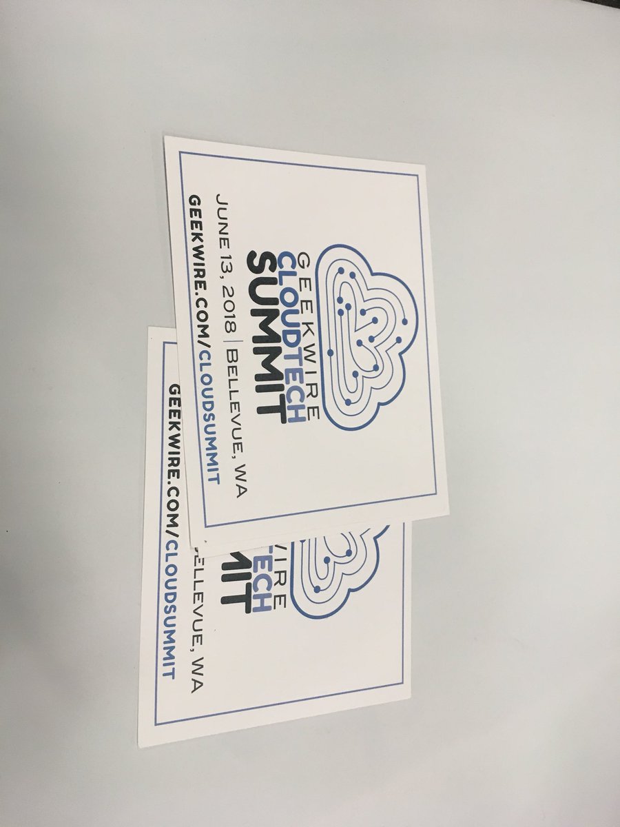 sriramhere's tweet image. Look what I found at #KubeConِ ! Hey @tomkrazit, is that you? /cc @geekwire #GeekWire #CloudTechSummit