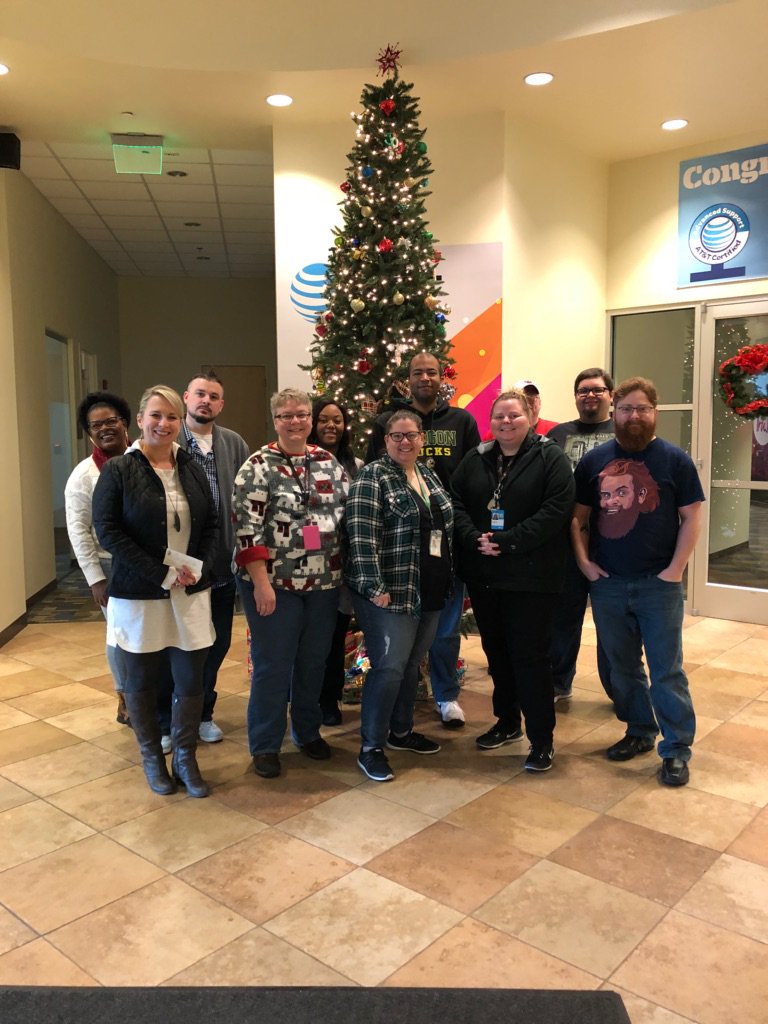 IndianaJayWard's tweet photo. @evv_cc @seanclarke333 @Dbrenttaylor Donation to Albion during the Employee Giving Campaign #ThatEvvLife https://t.co/YJxJpCUYCJ