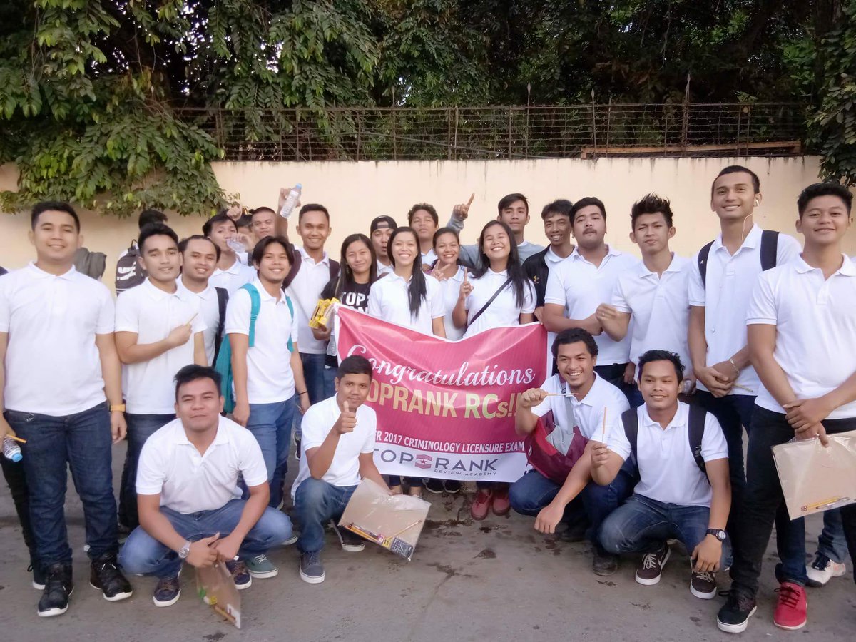 TopRankReviewPH's tweet photo. Current happenings.
The Toprank Support Drive this morning for Toprankers who are taking their criminology licensure examination. God bless!
#TRSupportDrive #TopRankRCs #letsgoTopRank https://t.co/1YWbY8RdEe