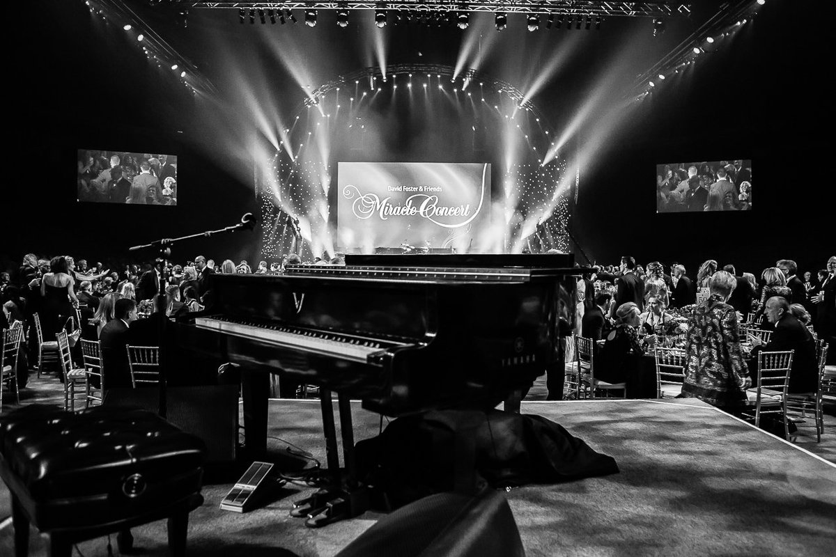 DavidFosterFDN's tweet photo. Not long ago for a #TBT, but a night we cannot forget! #DFFCelebrates30 https://t.co/URdclNSkeA