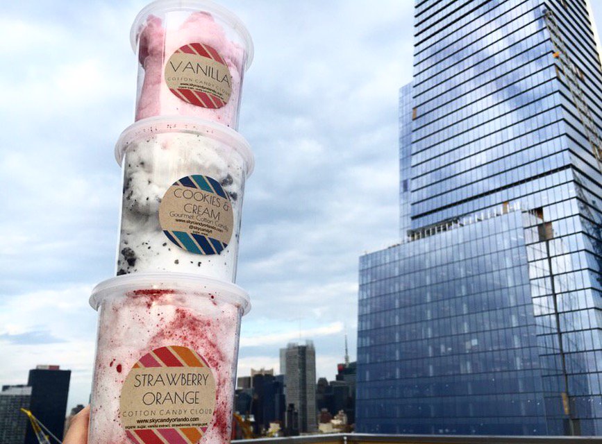 Sky's the limit ✨ Celebrating #NationalCottonCandyDay with <a href="/SkyCandyFL/">Sky Candy</a> #cottoncandy #nyc