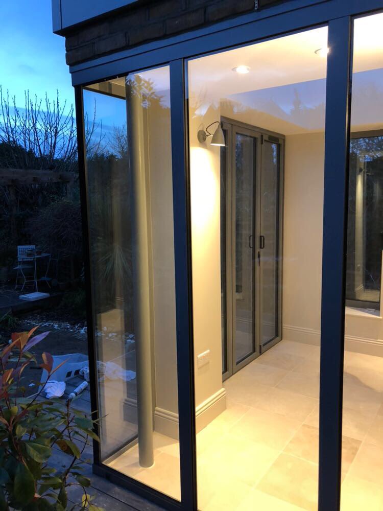VaspaLimited's tweet photo. #FramelessGlassWindowCorner #StructualGlassJointWindow #SlimlineBiFoldingDoors #FrenchDoubleDoors #SlimlineAluminiumWindows #MsnufacturedInstalled By https://t.co/9Mq9H87DVW https://t.co/QNzLheIAZL