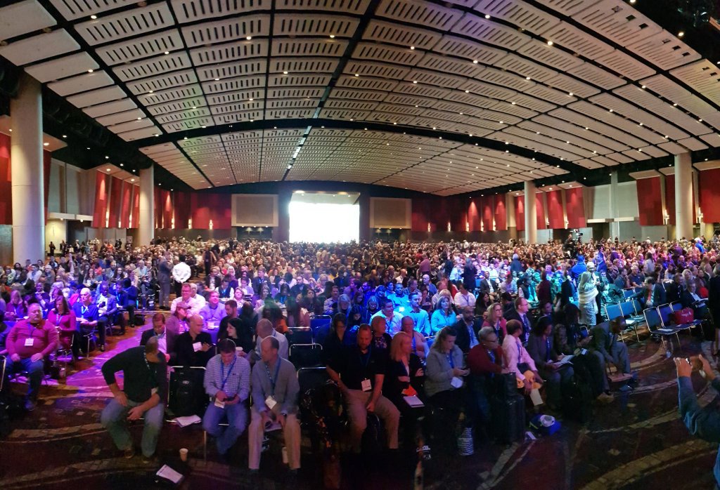 PMIevents's tweet photo. #PMIcon17 hit new heights for speakers and attendees alike! Be a part of the action at the next global gathering: #PMIEMEA in Berlin https://t.co/HE1LPN4uyf https://t.co/ebaLxVVMDT
