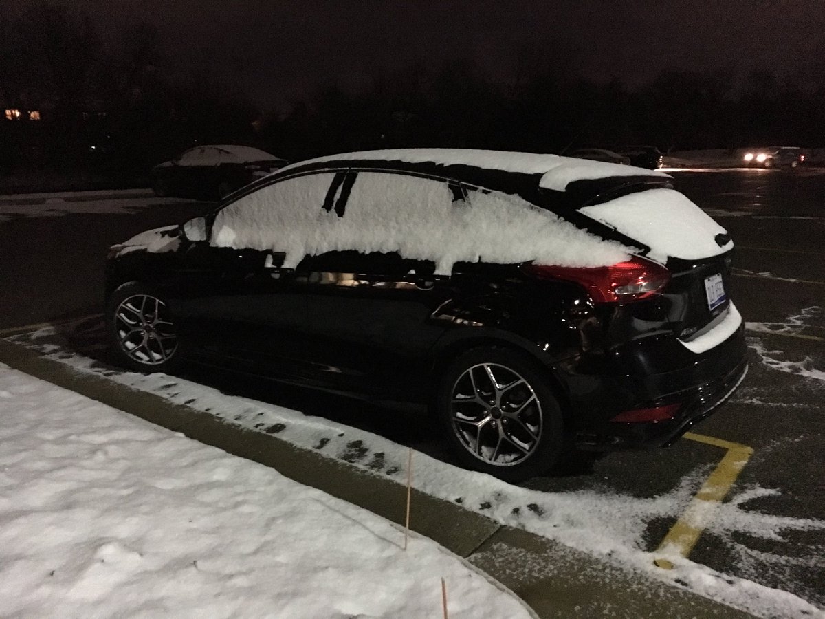 MarkSchirmer1's tweet photo. And suddenly.... winter. #swell #noscraper https://t.co/sVRg9X9eED
